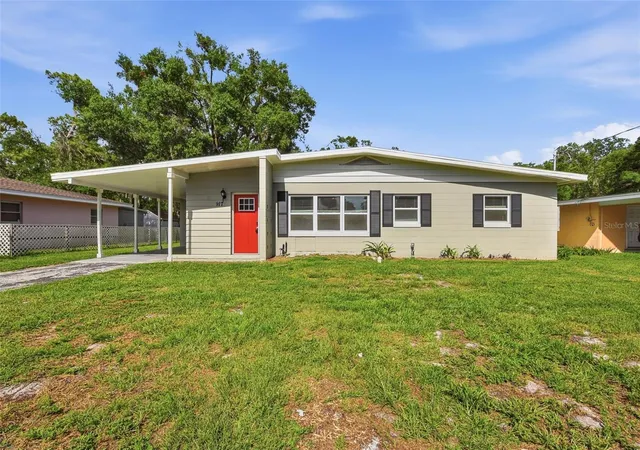 Photo 1 of Single family home for sale at 917 Kensington Dr, Orlando, FL 32808 | MLS# O6416277 | Listing updated on 2026-09-04