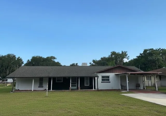 Homes for sale in Lake Panasoffkee, FL | 919 Cr 482d, Lake Panasoffkee, FL 33538 | MLS# G5113665