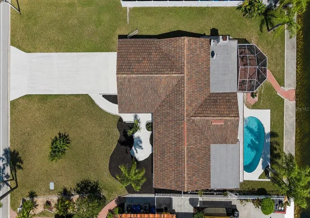3rd image of 3340 Floramar Ter, New Port Richey, FL 34652 | MLS# TB8518535