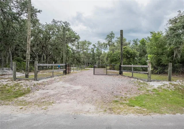 Homes for sale in Lake Wales, FL | 2941 Rawls Rd, Lake Wales, FL 33898 | MLS# L4962691