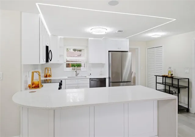 Photo 3 of Single family home for sale at 6338 Aberdeen Ave, New Port Richey, FL 34653 | MLS# TB8518562 | Listing updated on 2026-10-09