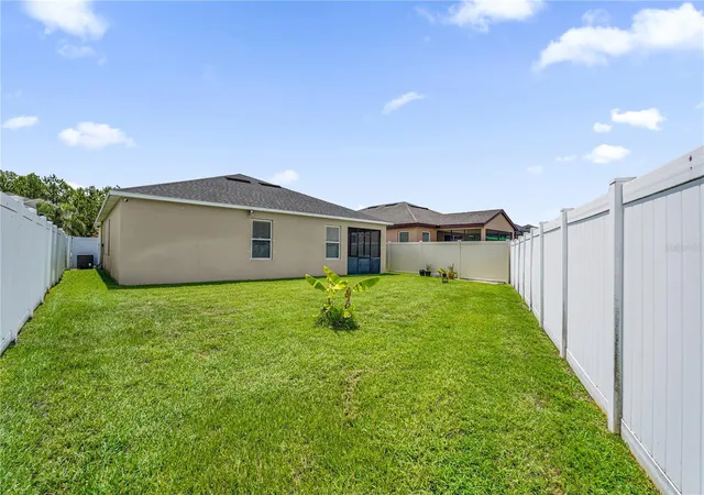 Photo 3 of Single family home for sale at 3467 Julius Ests Blvd, Winter Haven, FL 33881 | MLS# S5151796 | Listing updated on 2026-09-08