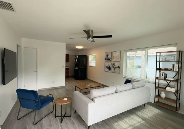 Photo 3 of Single family home for sale at 364 3rd Street NW, Largo, FL 33770 | MLS# TB8518585 | Listing updated on 2026-08-14