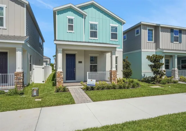 Photo 2 of Single family home for sale at 13031 Serene Glade Rd, Winter Garden, FL 34787 | MLS# G5113670 | Listing updated on 2026-08-21