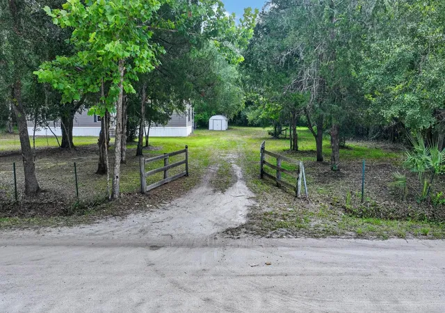 Homes for sale in Bunnell, FL | 109 Bimini Ln, Bunnell, FL 32110 | MLS# FC319234