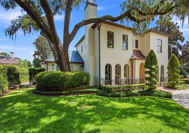 Homes for sale in Winter Park, FL | 2228 Azalea Pl, Winter Park, FL 32789 | MLS# O6416342