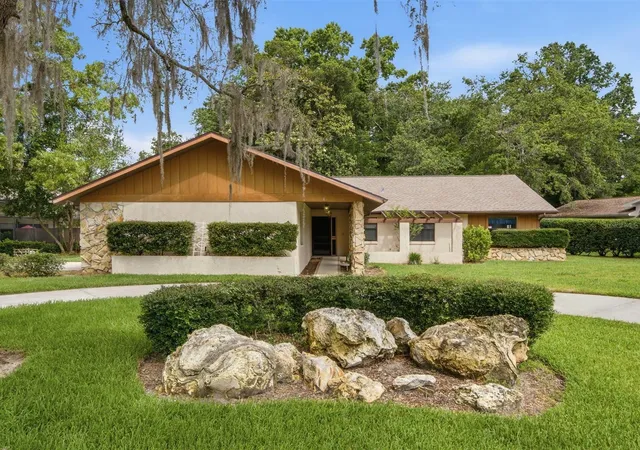 Homes for sale in Homosassa, FL | 4 Redbay Ct E, Homosassa, FL 34446 | MLS# W7886679