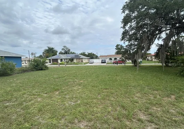 Homes for sale in Port Charlotte, FL | 365 N Spring Lake Blvd Nw, Port Charlotte, FL 33952 | MLS# A4696920