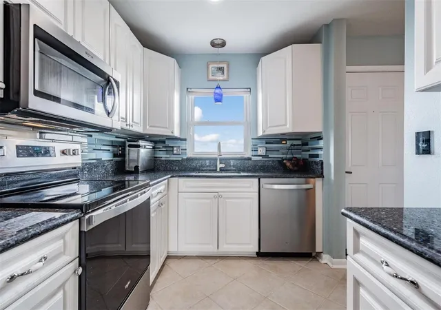 3rd image of 4939 Floramar Ter #914, New Port Richey, FL 34652 | MLS# W7886681