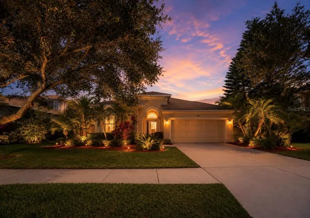 Homes for sale in Ruskin, FL | 827 Seminole Sky Dr, Ruskin, FL 33570 | MLS# TB8518644