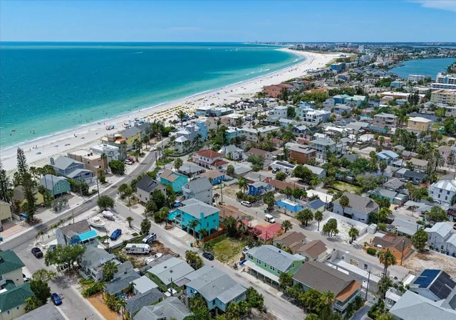 12th image of 122 87th Ave, Treasure Island, FL 33706 | MLS# TB8518646