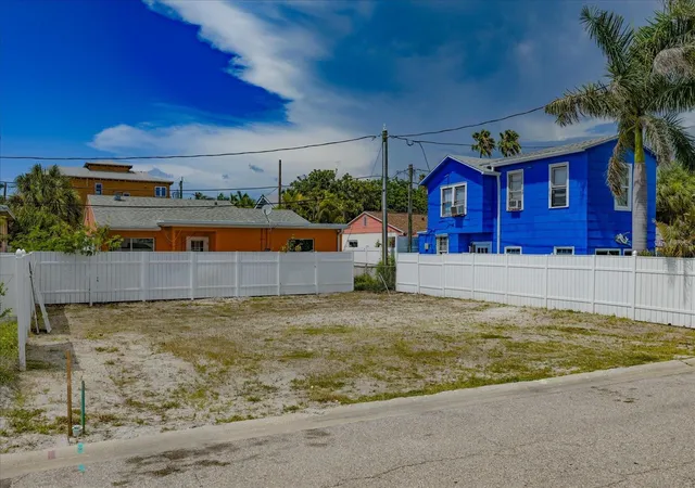 Photo 3 of Land for sale at 122 87th Avenue, Treasure Island, FL 33706 | MLS# TB8518646 | Listing updated on 2026-06-15