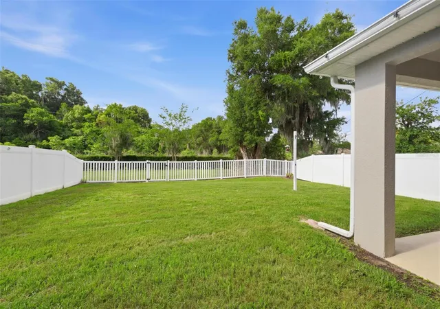 2nd image of 1037 River Otter Wy, Deland, FL 32720 | MLS# V4949636