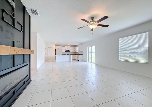 Photo 4 of Single family home for sale at 2739 Red Egret Dr, Bartow, FL 33830 | MLS# TB8518663 | Listing updated on 2026-10-02
