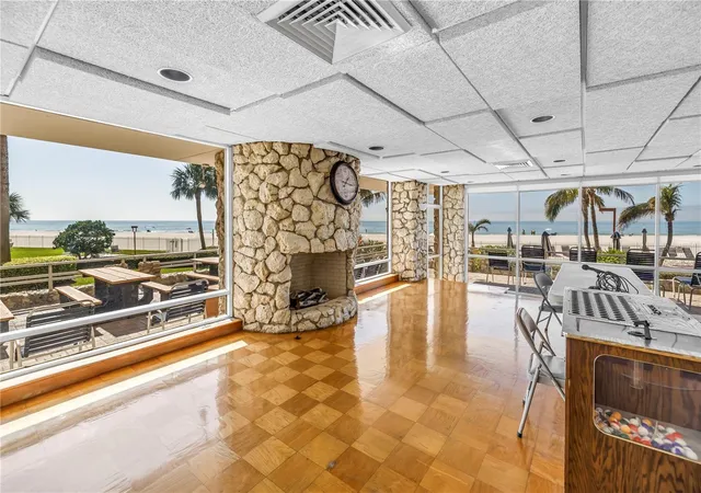 2nd image of 17920 Gulf Blvd, REDINGTON SHORES, FL 33708