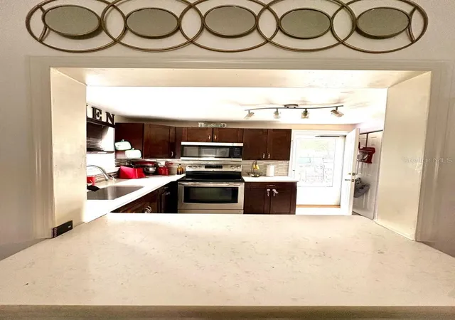 Photo 2 of Single family home for sale at 5415 Old Hwy 37, Lakeland, FL 33811 | MLS# TB8518667 | Listing updated on 2026-09-28