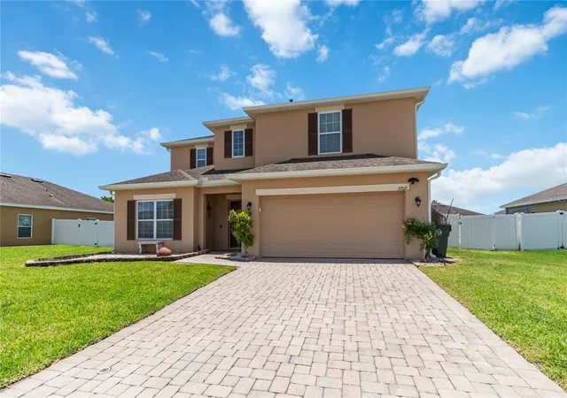 Photo 3 of Sale Pending at 3707 Brambly Ave, Saint Cloud, FL 34772 | MLS# S5151808 | Listing updated on 2026-08-31