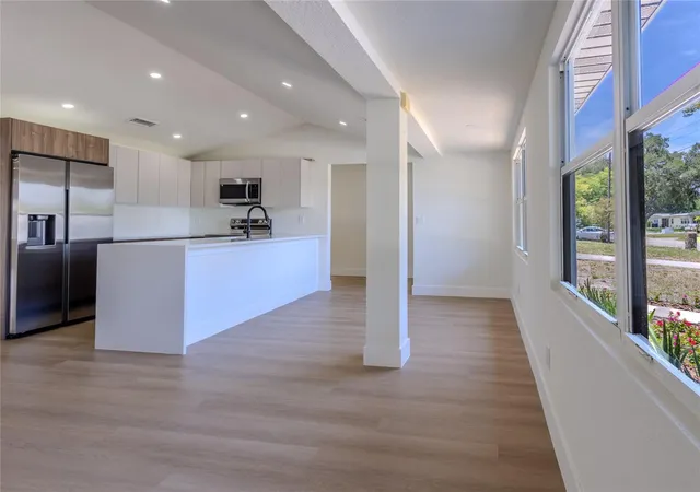 Photo 4 of Single family home for sale at 4502 S Grady Ave, Tampa, FL 33611 | MLS# O6416394 | Listing updated on 2026-09-05