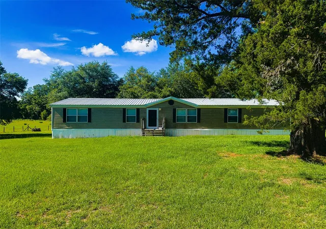 1st image of 21528 Nw 209th Ter, High Springs, FL 32643 | MLS# GC541142