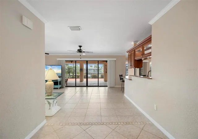 Photo 4 of Single family home for sale at 950 Lassino Ct, Punta Gorda, FL 33950 | MLS# C7527274 | Listing updated on 2026-08-22