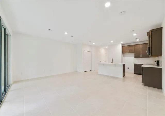 5th image of 1661 Greenleaf Woods Cvs, Oviedo, FL 32765 | MLS# O6416399