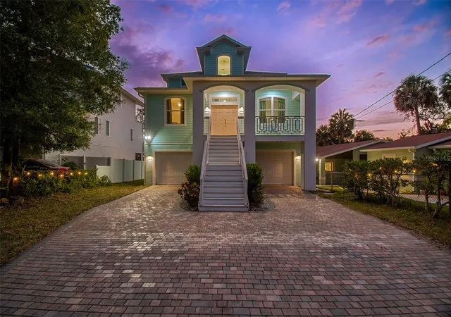 Photo 4 of Single family home for sale at 6121 Lafayette St, New Port Richey, FL 34652 | MLS# W7886686 | Listing updated on 2026-10-22