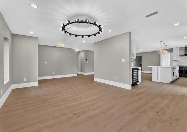 Photo 2 of Single family home for sale at 2491 Lauder Dr, MAITLAND, FL 32751 | MLS# R4911437 | Listing updated on 2026-10-09