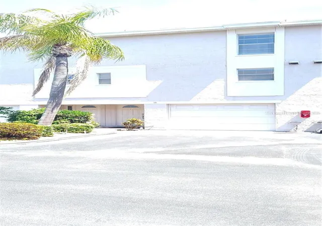 Homes for sale in Treasure Island, FL | 255 Capri Cir N #36, Treasure Island, FL 33706 | MLS# TB8518696