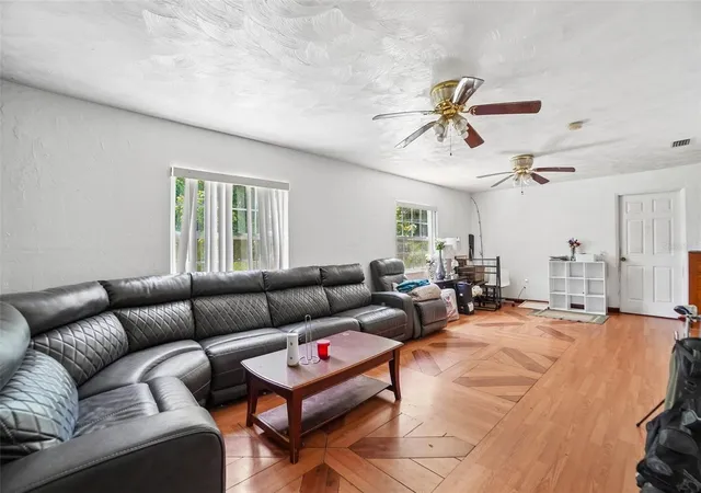 Photo 2 of Sale Pending at 3211 30th Street N, St Petersburg, FL 33713 | MLS# TB8518698 | Listing updated on 2026-09-14