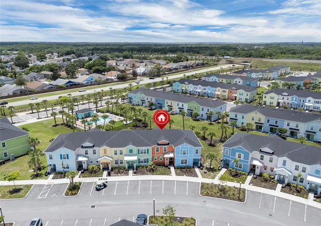 Photo 4 of Townhouse for sale at 2968 Caribbean Soul Dr, Kissimmee, FL 34747 | MLS# O6416435 | Listing updated on 2026-09-19