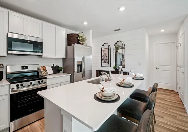 3rd image of 7821 Sw 46Th Ct, Ocala, FL 34476 | MLS# OM726554