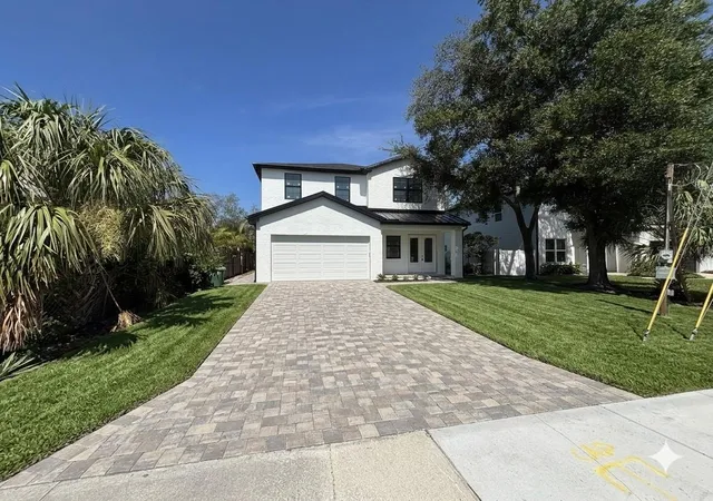 Photo 1 of Single family home for sale at 6705 S Himes Ave, Tampa, FL 33611 | MLS# TB8518724 | Listing updated on 2026-08-30