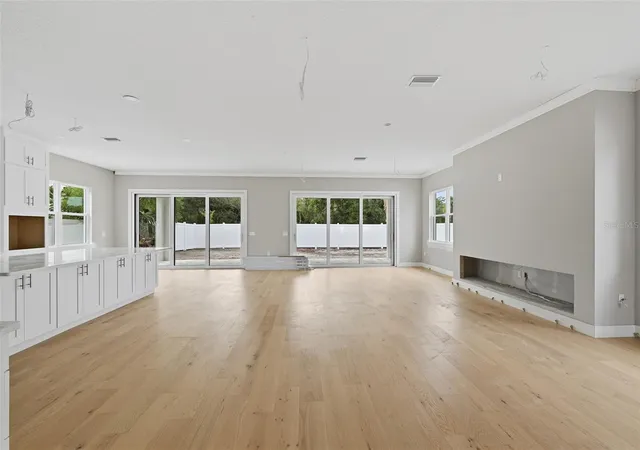 Photo 2 of Single family home for sale at 6705 S Himes Ave, Tampa, FL 33611 | MLS# TB8518724 | Listing updated on 2026-10-24