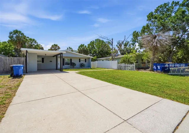 Photo 3 of Single family home for sale at 3934 Helena St Ne, Saint Petersburg, FL 33703 | MLS# O6416451 | Listing updated on 2026-09-03