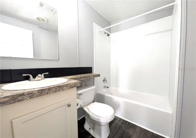 20th image of 5416 W Cougar Ln, Dunnellon, FL 34433 | MLS# OM726559