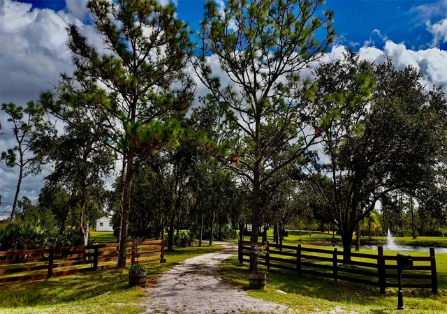 Photo 3 of Single family home for sale at 7425 245th Street E, Myakka City, FL 34251 | MLS# TB8518737 | Listing updated on 2026-08-14
