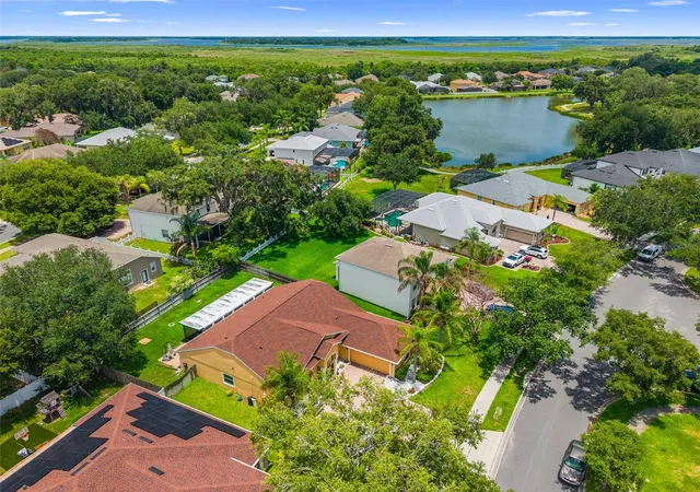 5th image of 2651 Rambling Oaks Wy, Kissimmee, FL 34746 | MLS# S5151825