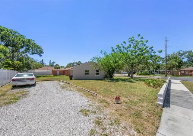 4th image of 1135 Fairmont St, Clearwater, FL 33755 | MLS# TB8518753
