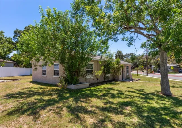 5th image of 1135 Fairmont St, Clearwater, FL 33755 | MLS# TB8518753