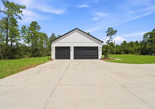 Photo 3 of Single family home for sale at 6534 N Harcross Ave, Dunnellon, FL 34433 | MLS# O6416475 | Listing updated on 2026-10-09