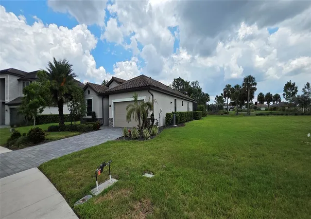 Photo 3 of Single family home for sale at 16337 Tradewind Ter, Bradenton, FL 34211 | MLS# A4696964 | Listing updated on 2026-06-28