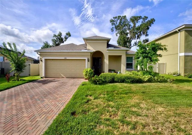 Photo 2 of Single family home for sale at 2349 Jernigan Loop, Kissimmee, FL 34746 | MLS# O6416499 | Listing updated on 2026-07-28