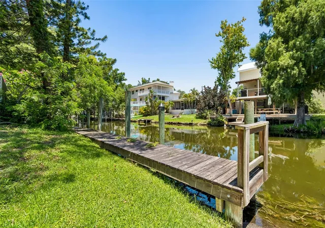 4th image of 3141 N Canal Dr, Palm Harbor, FL 34684 | MLS# TB8518778
