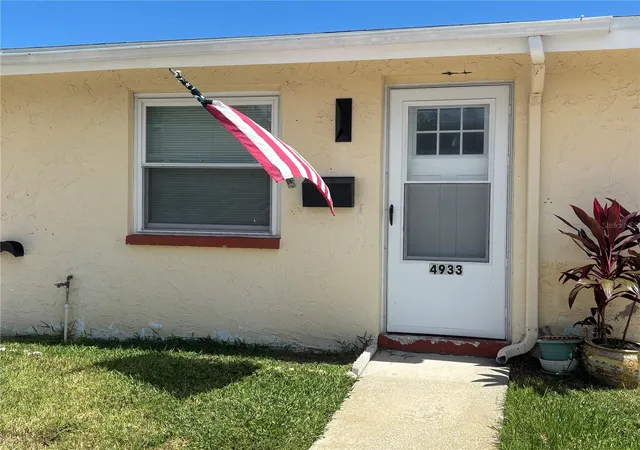 Photo 1 of Single family home for sale at 4933 Elkner St, New Port Richey, FL 34652 | MLS# W7886699 | Listing updated on 2026-08-12