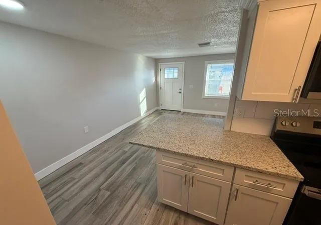 Photo 5 of House for sale at 4933 Elkner St, New Port Richey, FL 34652 | MLS# W7886699 | Listing updated on 2026-08-12