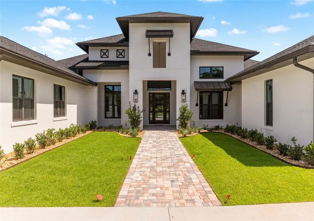 Photo 3 of House for sale at 950 SE 80th Street, Ocala, FL 34480 | MLS# OM726576 | Listing updated on 2026-08-25