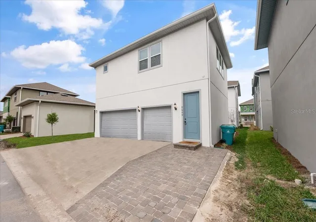 Photo 4 of Single family home for sale at 9741 Neruda St, Orlando, FL 32827 | MLS# O6416523 | Listing updated on 2026-09-12