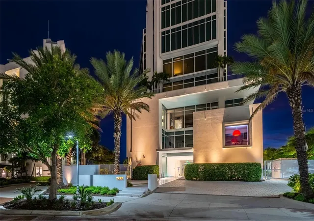 3rd image of 280 Golden Gate Pt, Sarasota, FL 34236
