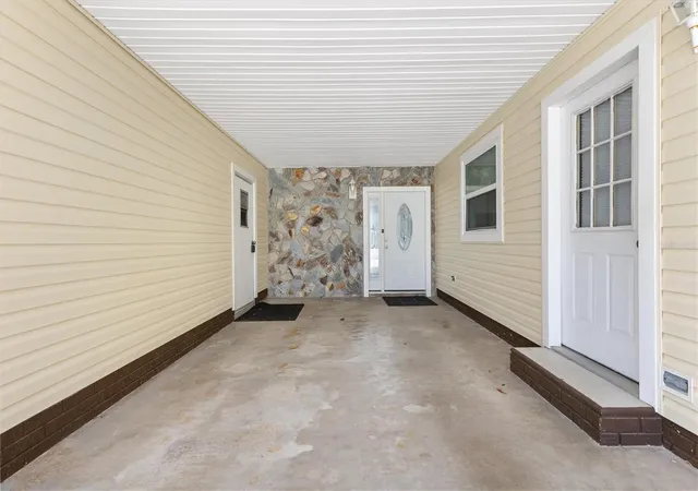 4th image of 723 Heathrow Ave, Lady Lake, FL 32159 | MLS# G5113691