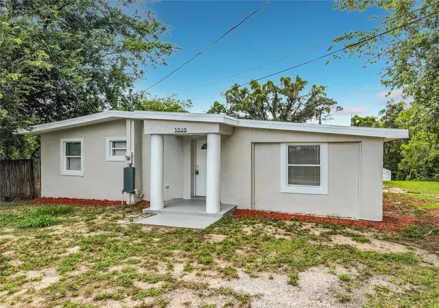 Photo 1 of Single family home for sale at 3828 White Heron Dr, Orlando, FL 32808 | MLS# V4949644 | Listing updated on 2026-09-07
